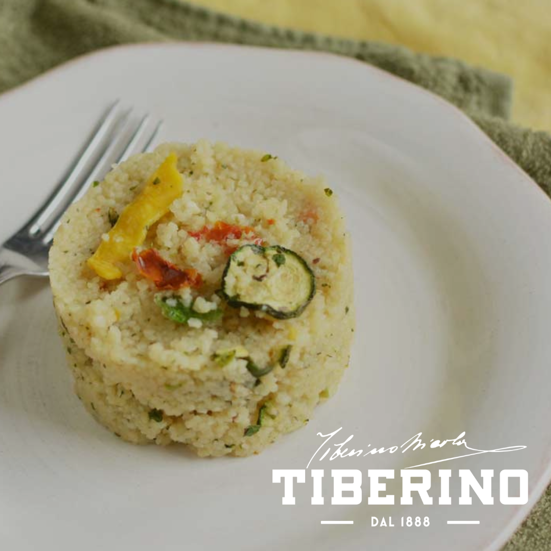 Couscous con caponata alla Trapanese, con melanzane, peperoni, olive e capperi al sale | TIBERINO 1888