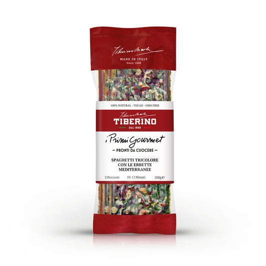 Confezione di spaghetti tricolore Tiberino 1888 con erbe mediterranee, 200g, sfondo bianco.
