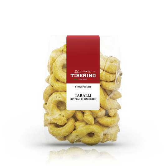 Busta trasparente di Taralli Pugliesi con semi di finocchio, etichetta rossa Tiberino 1888.